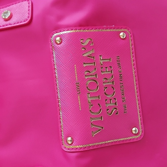 Victorias Secret Pink Lined Snap Close Nylon Tote Bag - Picture 2 of 12